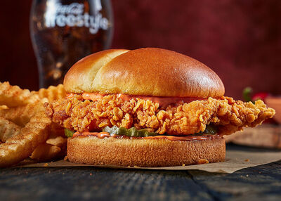 Zaxby's Signature Spicy Chicken Sandwich Nutrition Facts